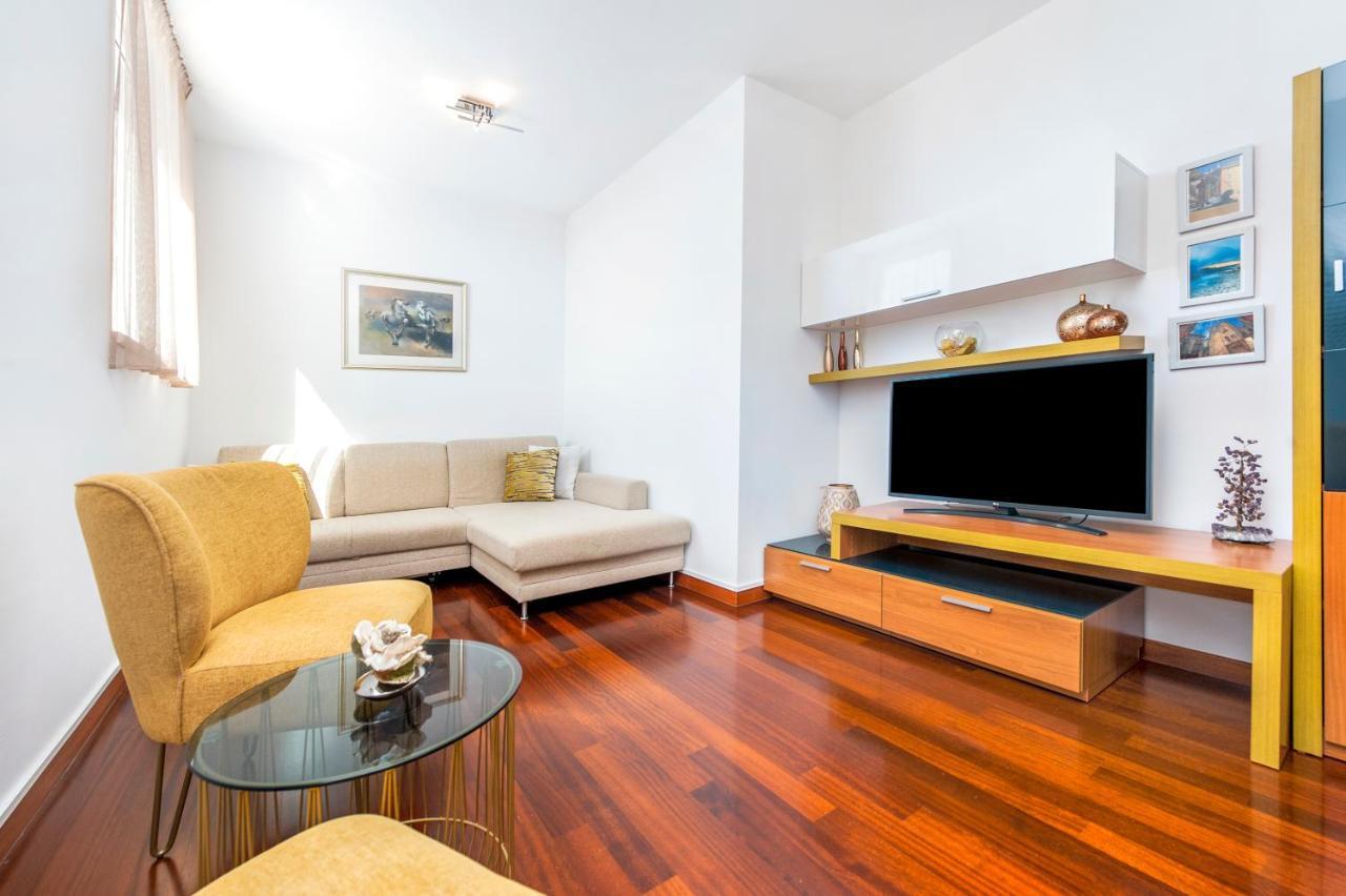 Apartment Anerol Ρόβινι Εξωτερικό φωτογραφία